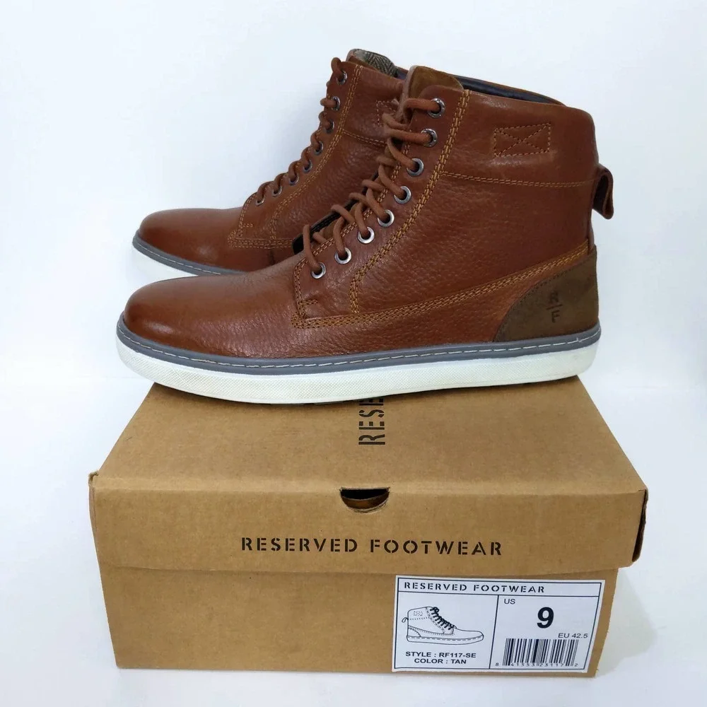 Reserved Size 9 Mens Footwear Cromwell Boot in Tan Brown